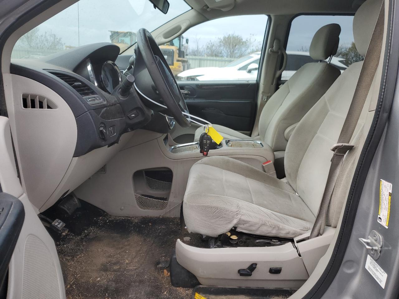 2013 Dodge Caravan - Image 6