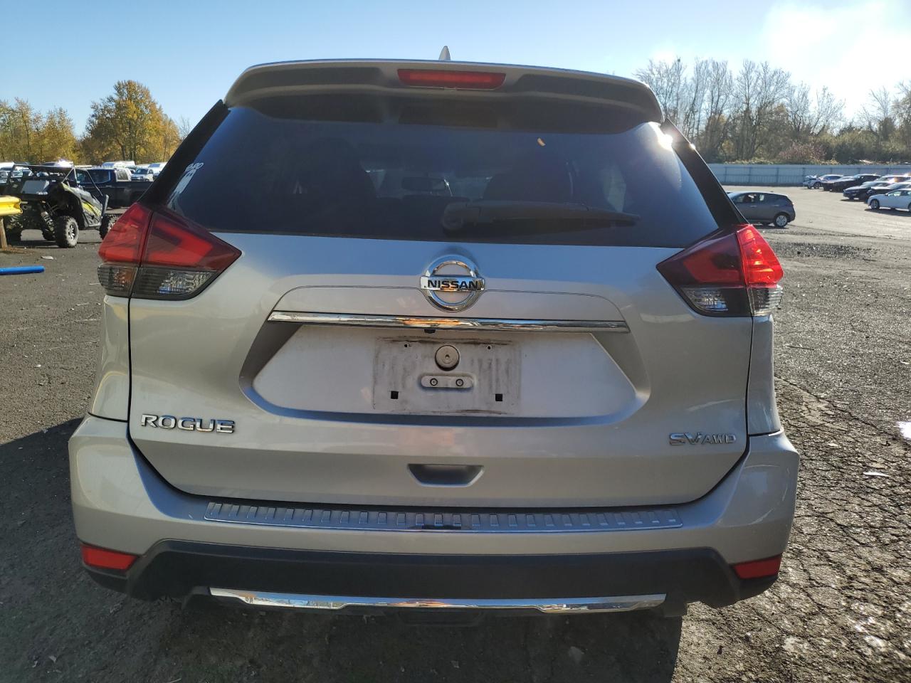2017 Nissan Rogue - Image 6
