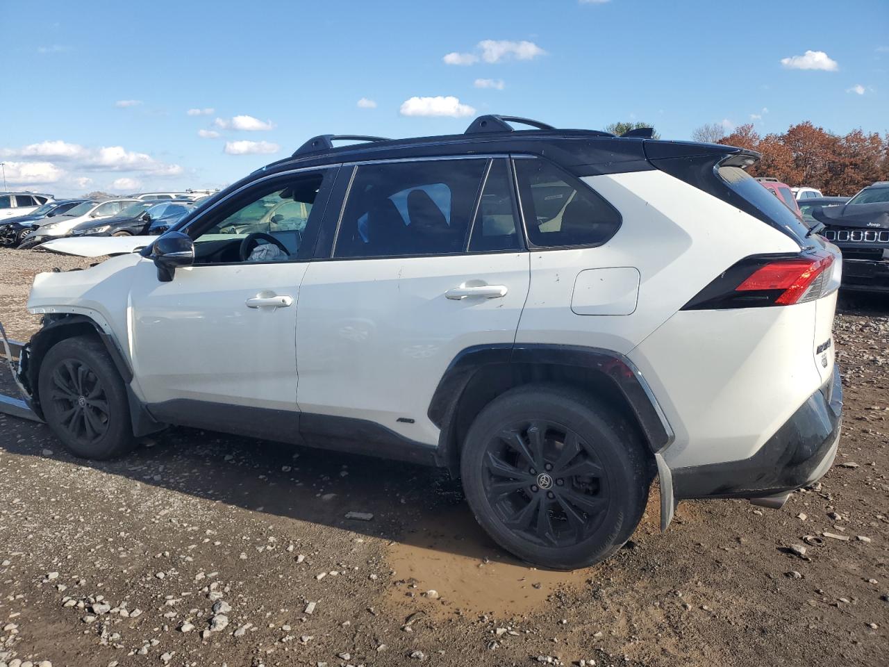2022 Toyota RAV 4 - Image 2