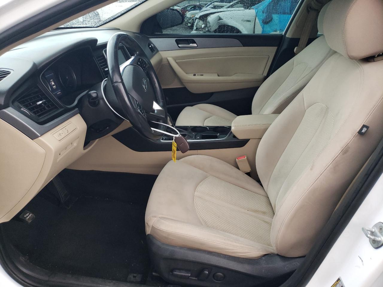 2018 Hyundai Sonata - Image 7