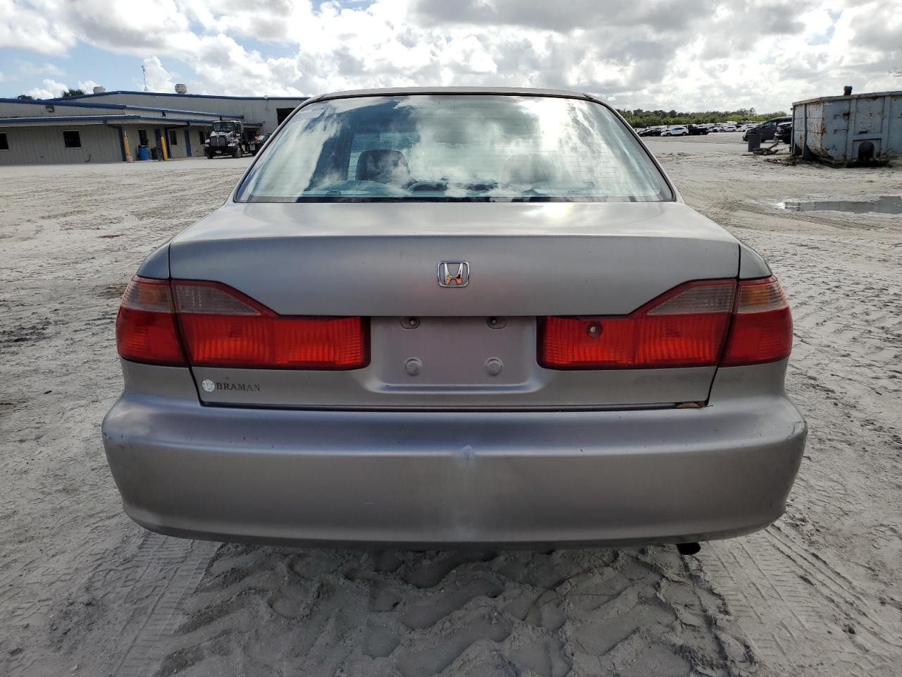 2000 Honda Accord Ex VIN: 1HGCG6676YA133885 Lot: 80112734