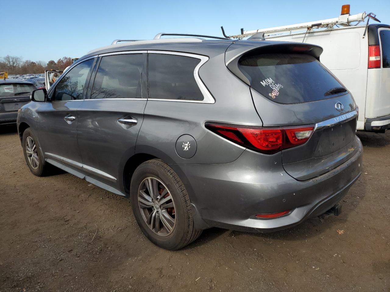 2016 Infiniti QX60 - Image 2