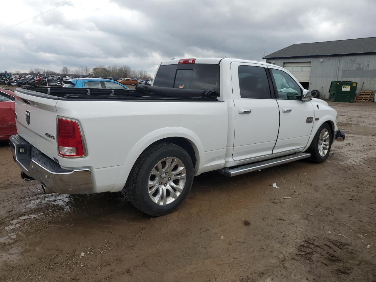 2015 RAM 1500 - Image 3