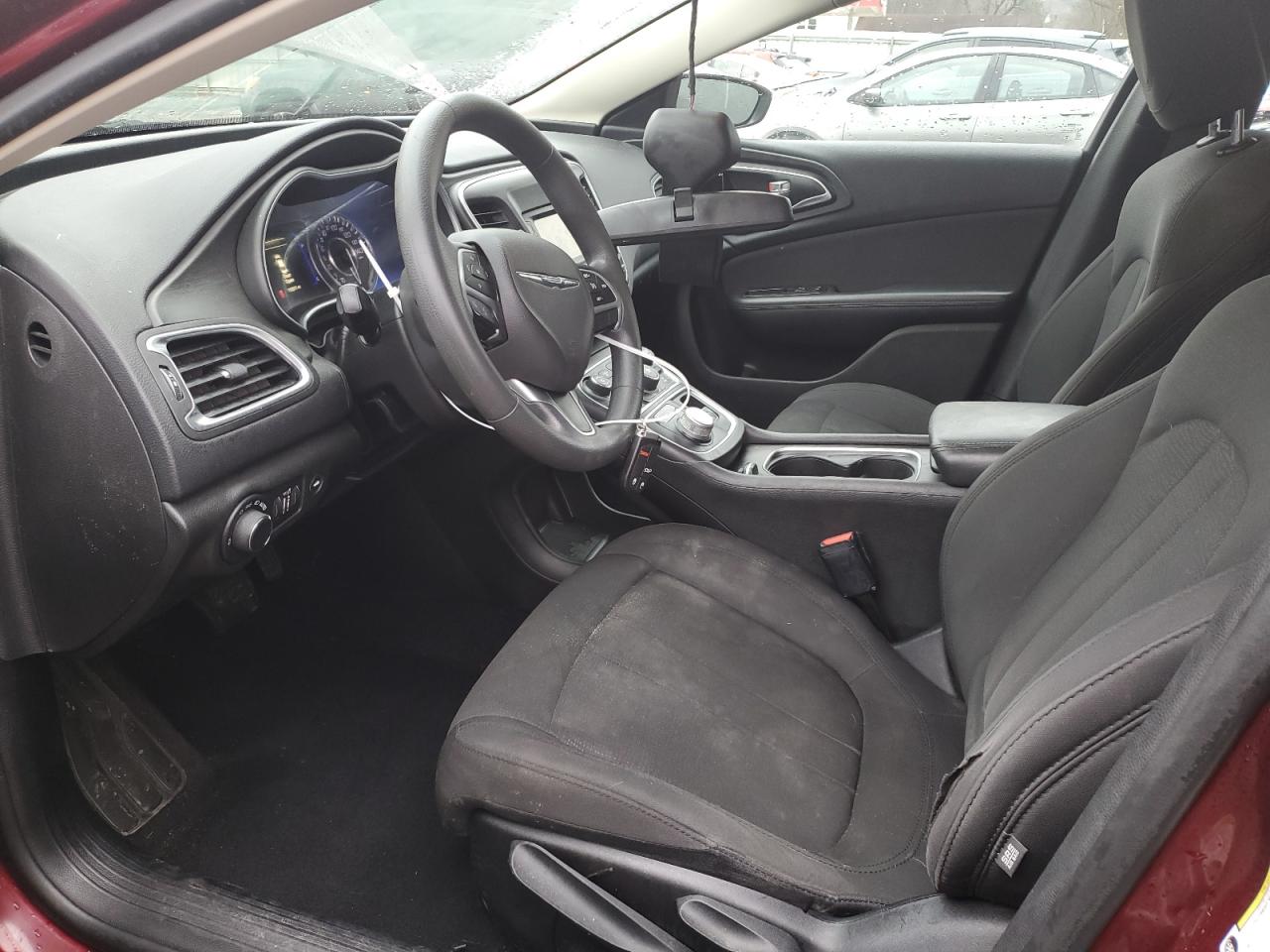 2016 Chrysler 200 - Image 7