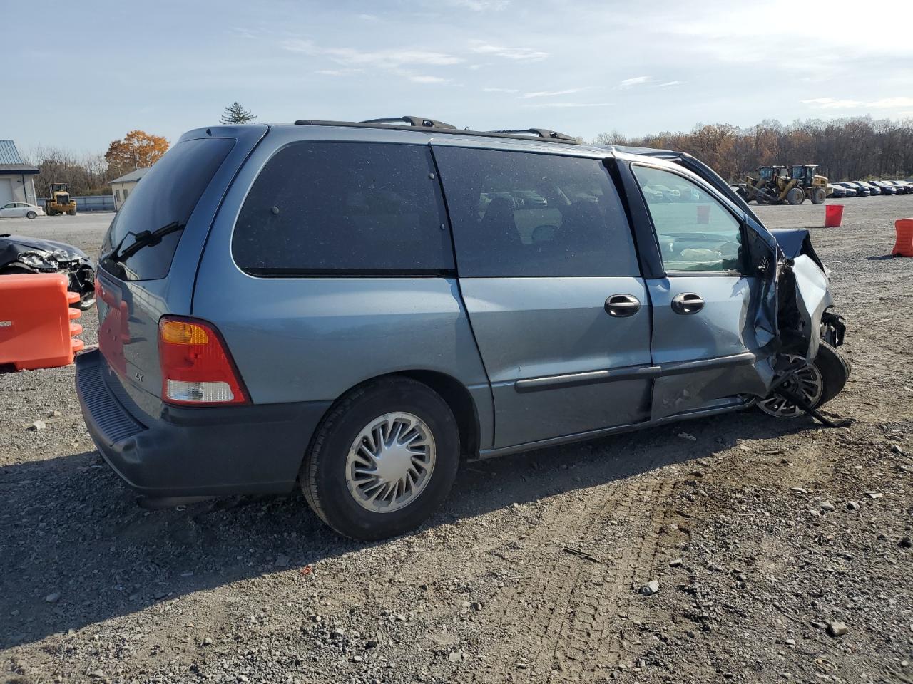 1999 Ford Windstar - Image 3
