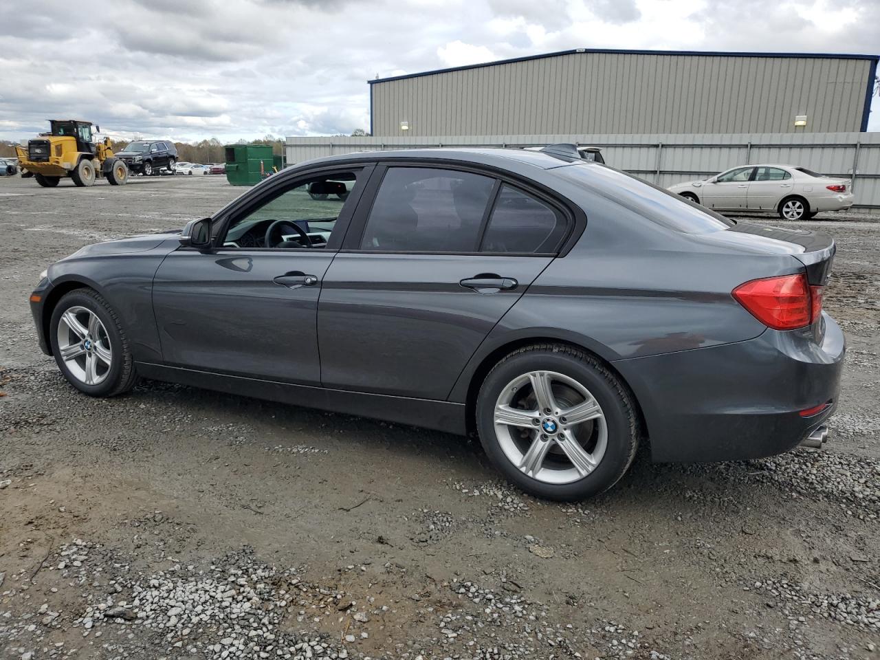 VIN WBA3B3G52DNR81075 2013 BMW 3 SERIES no.2