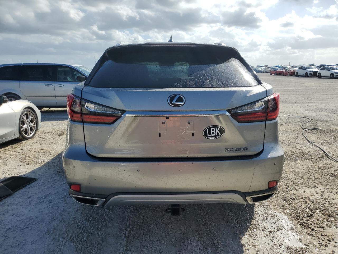 2020 Lexus RX - Image 6