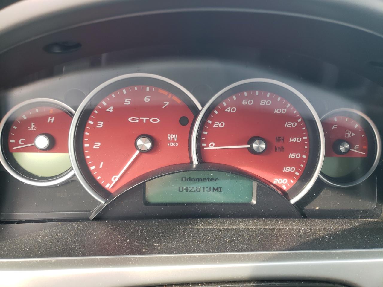 2006 Pontiac Gto VIN: 6G2VX12U76L811445 Lot: 82221274