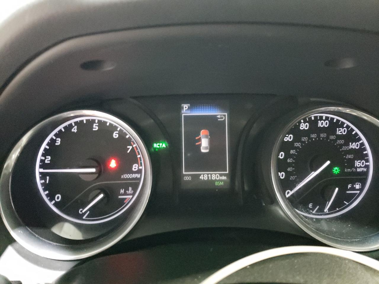 2018 Toyota Camry - Image 9