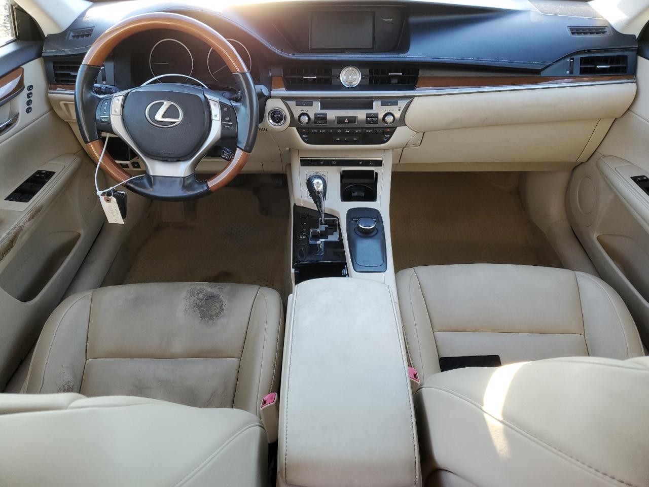 2013 Lexus ES - Image 8