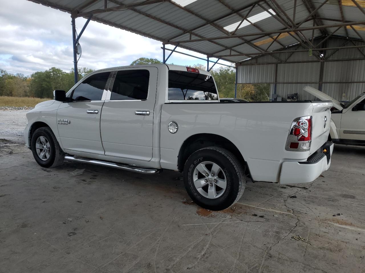 2017 RAM 1500 - Image 2