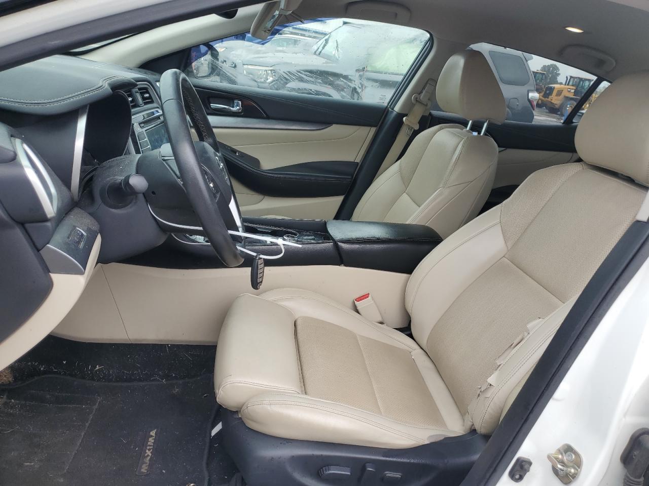 2017 Nissan Maxima - Image 7