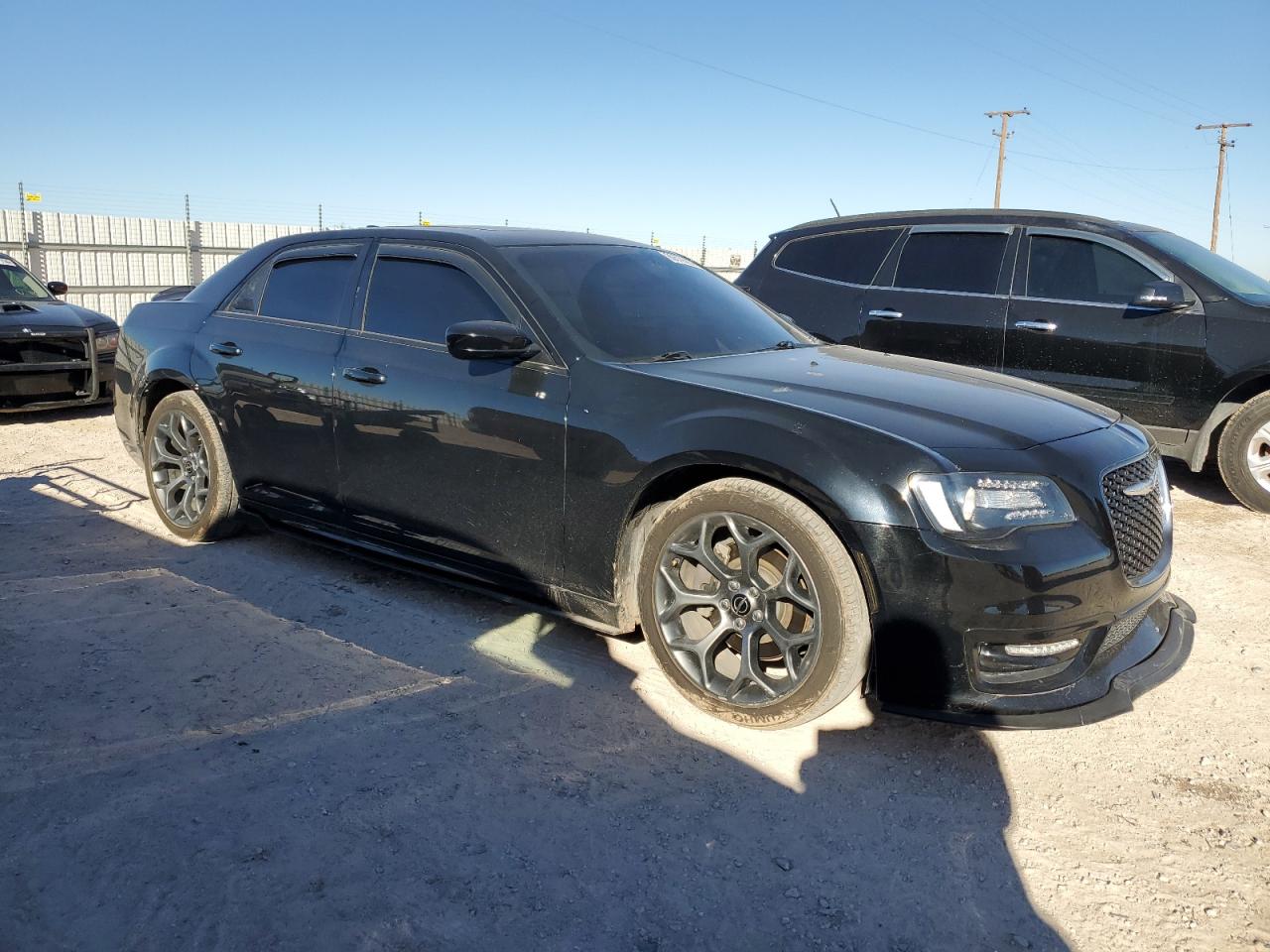 2018 Chrysler 300 - Image 4