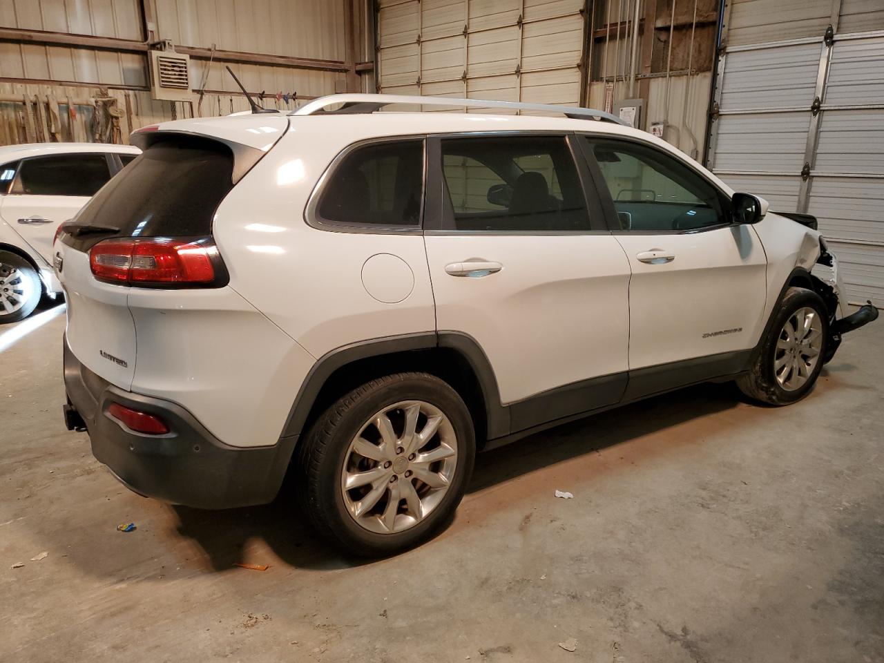 2014 Jeep Grand Cherokee - Image 3