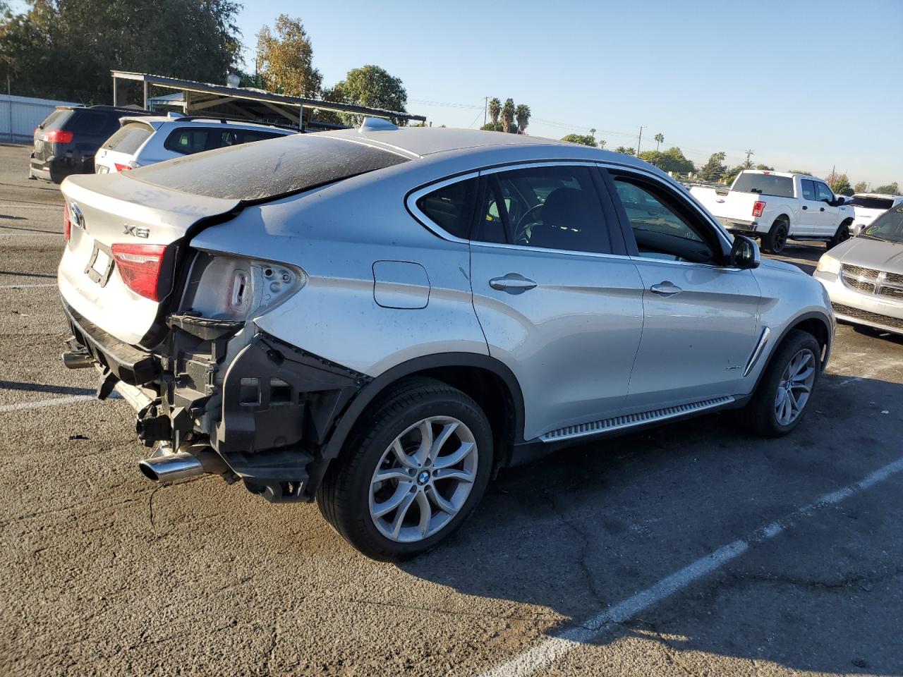 2016 BMW X6 - Image 3