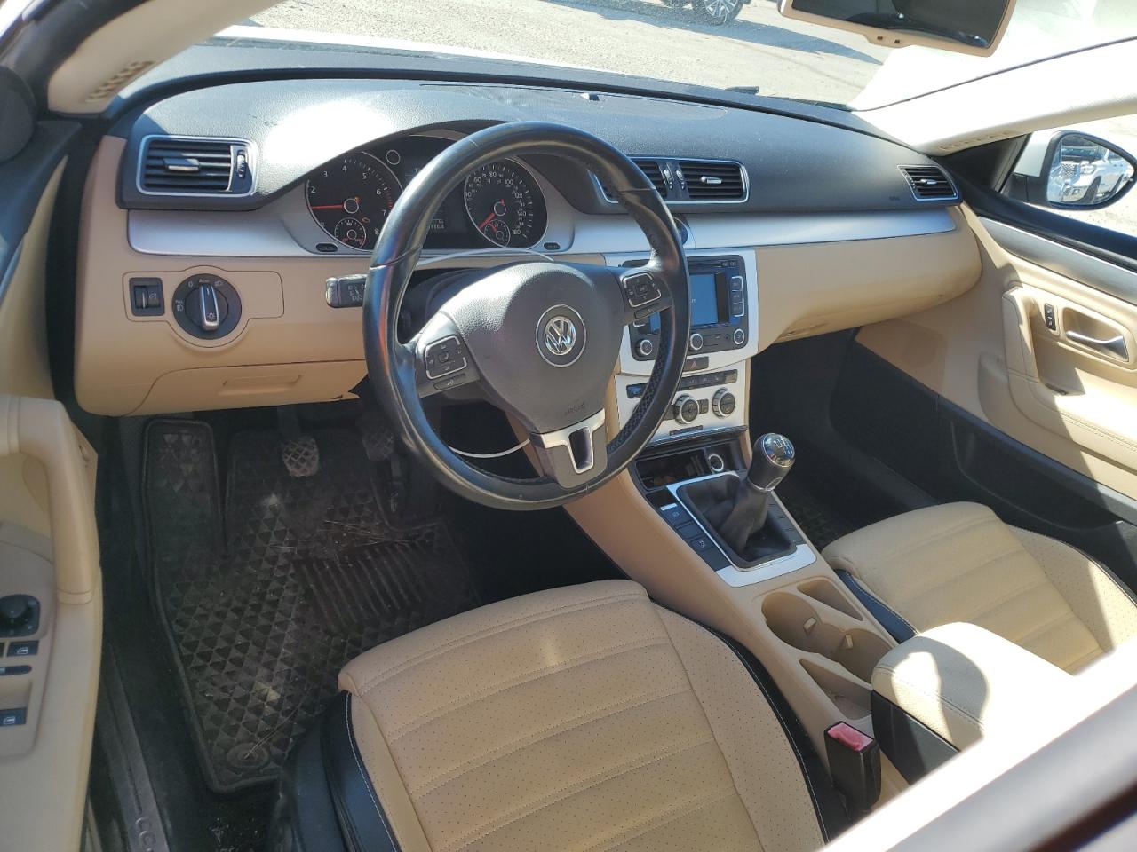 2015 Volkswagen Passat CC - Image 8