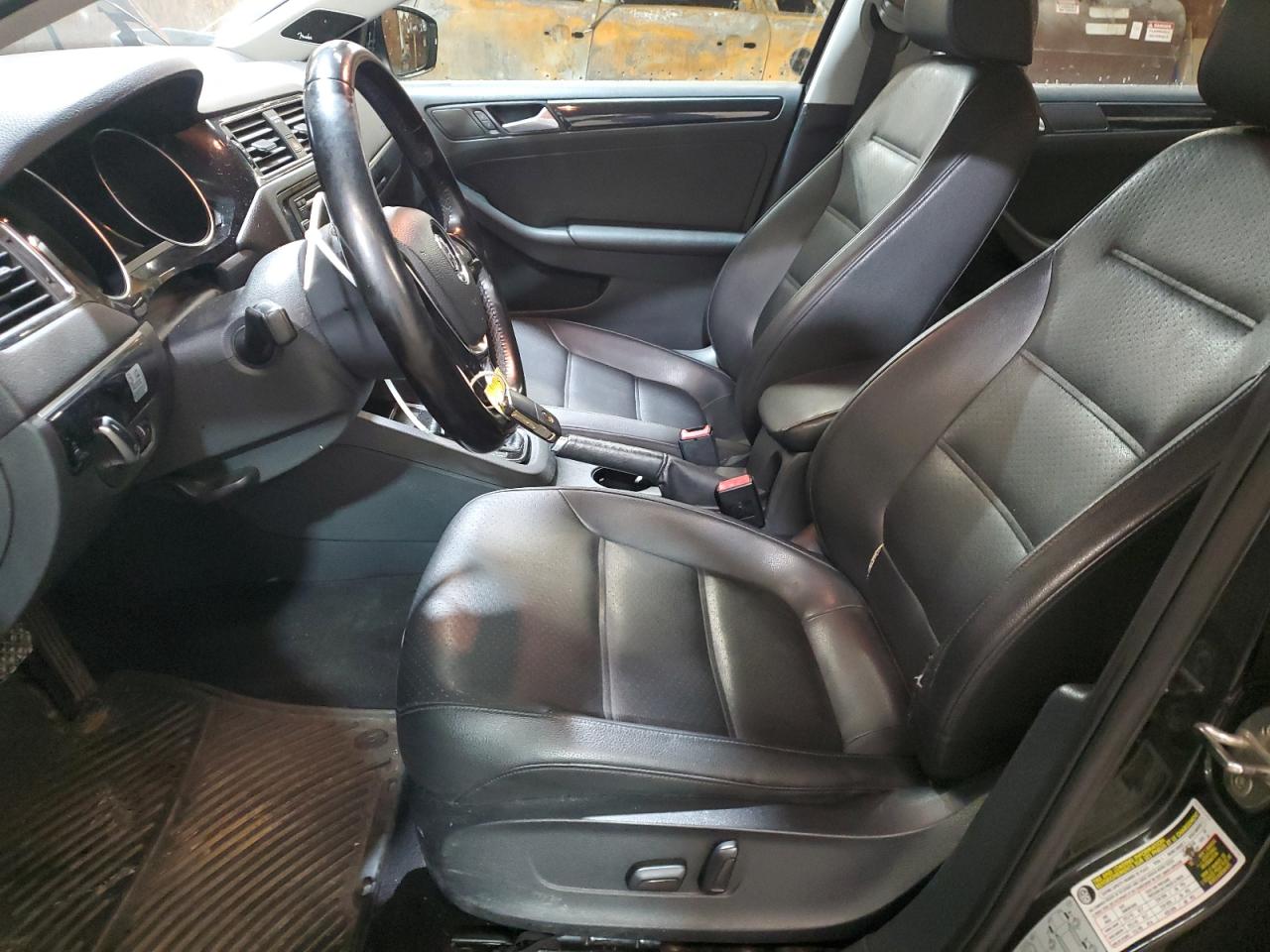 2015 Volkswagen Jetta - Image 7