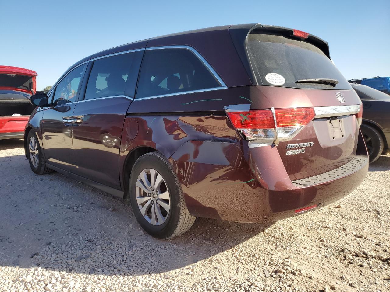 2015 Honda Odyssey - Image 2