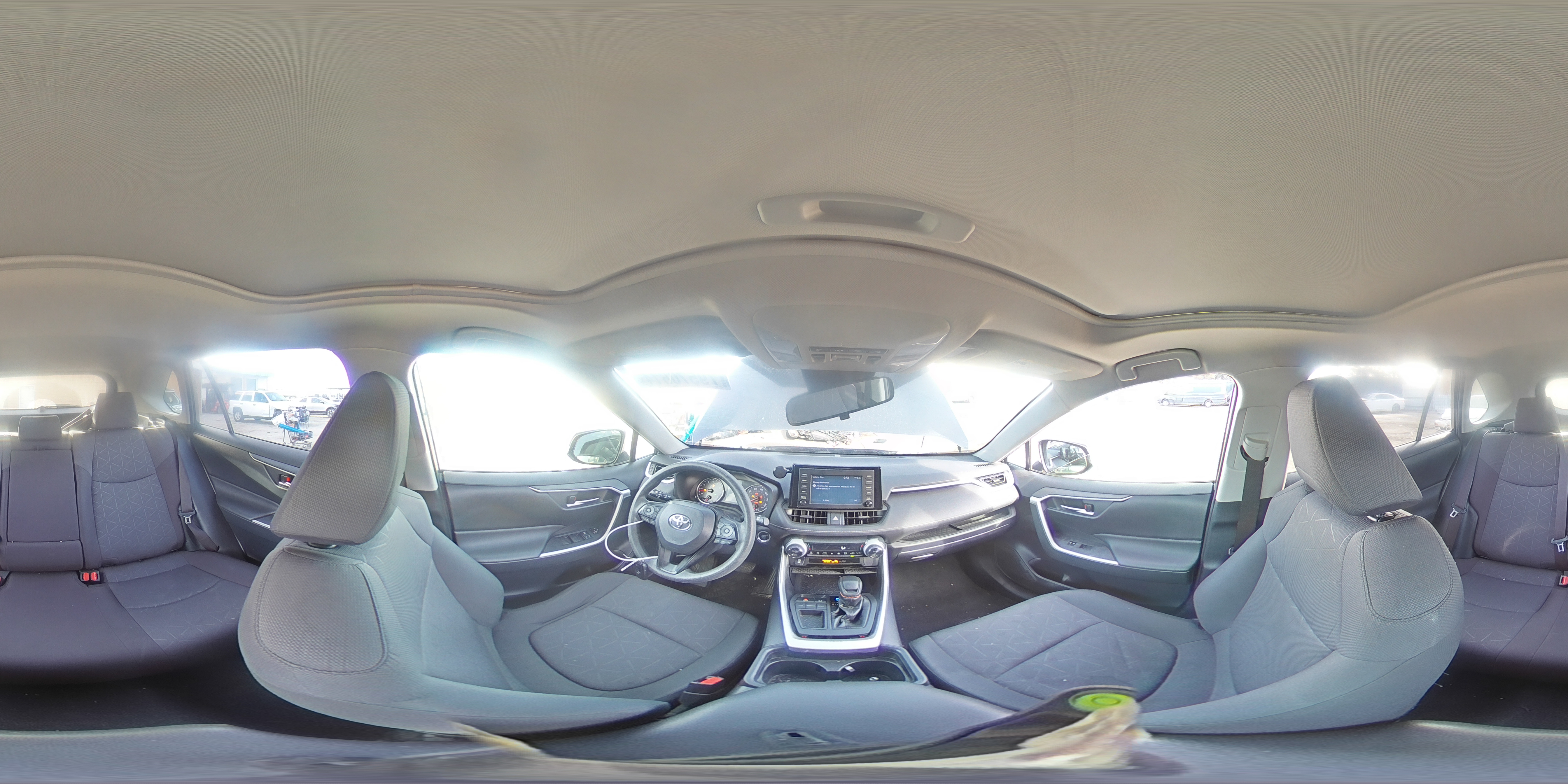 2019 Toyota RAV 4 - Image 13