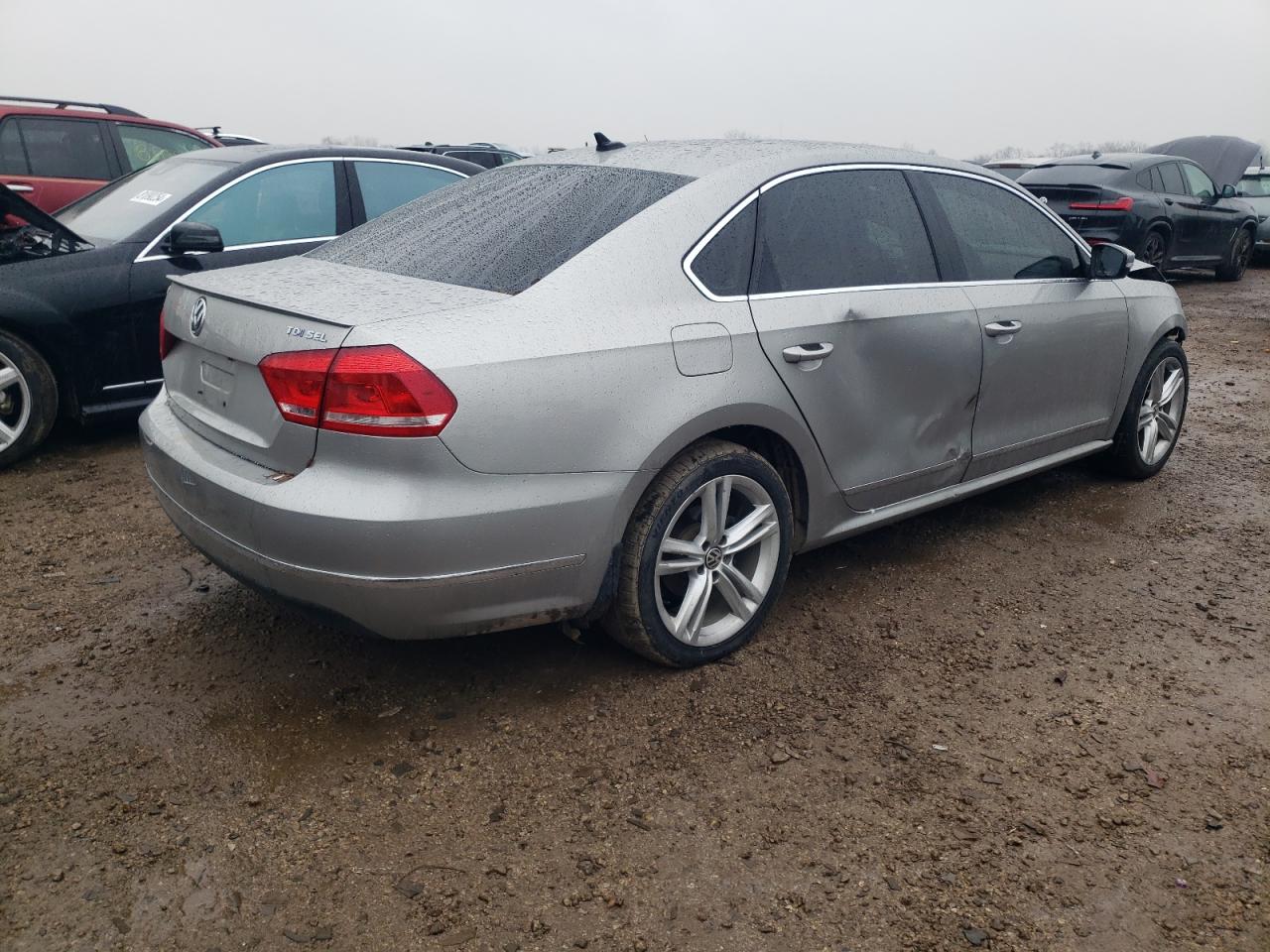 2014 Volkswagen Passat - Image 3