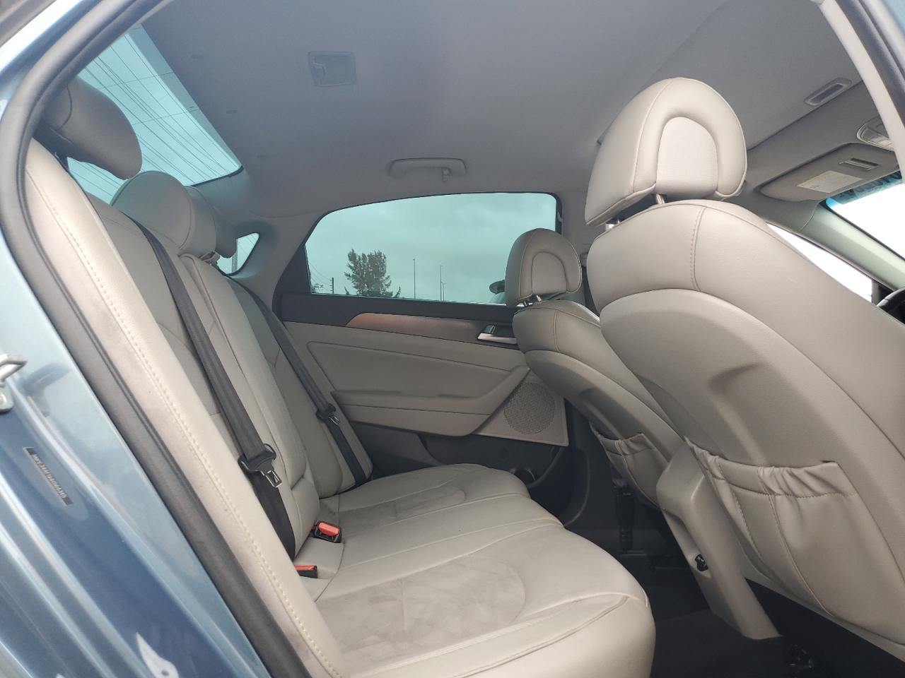 2017 Hyundai Sonata - Image 10