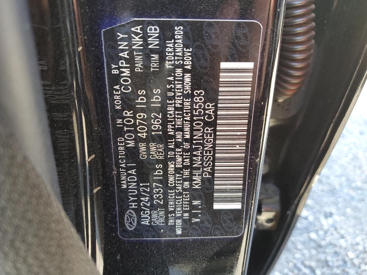 2022 Hyundai Elantra - Image 12