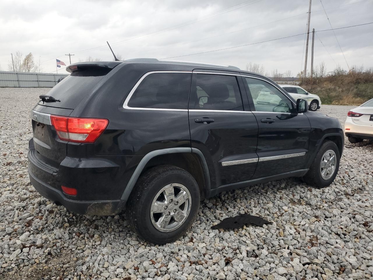 2012 Jeep Grand Cherokee - Image 3