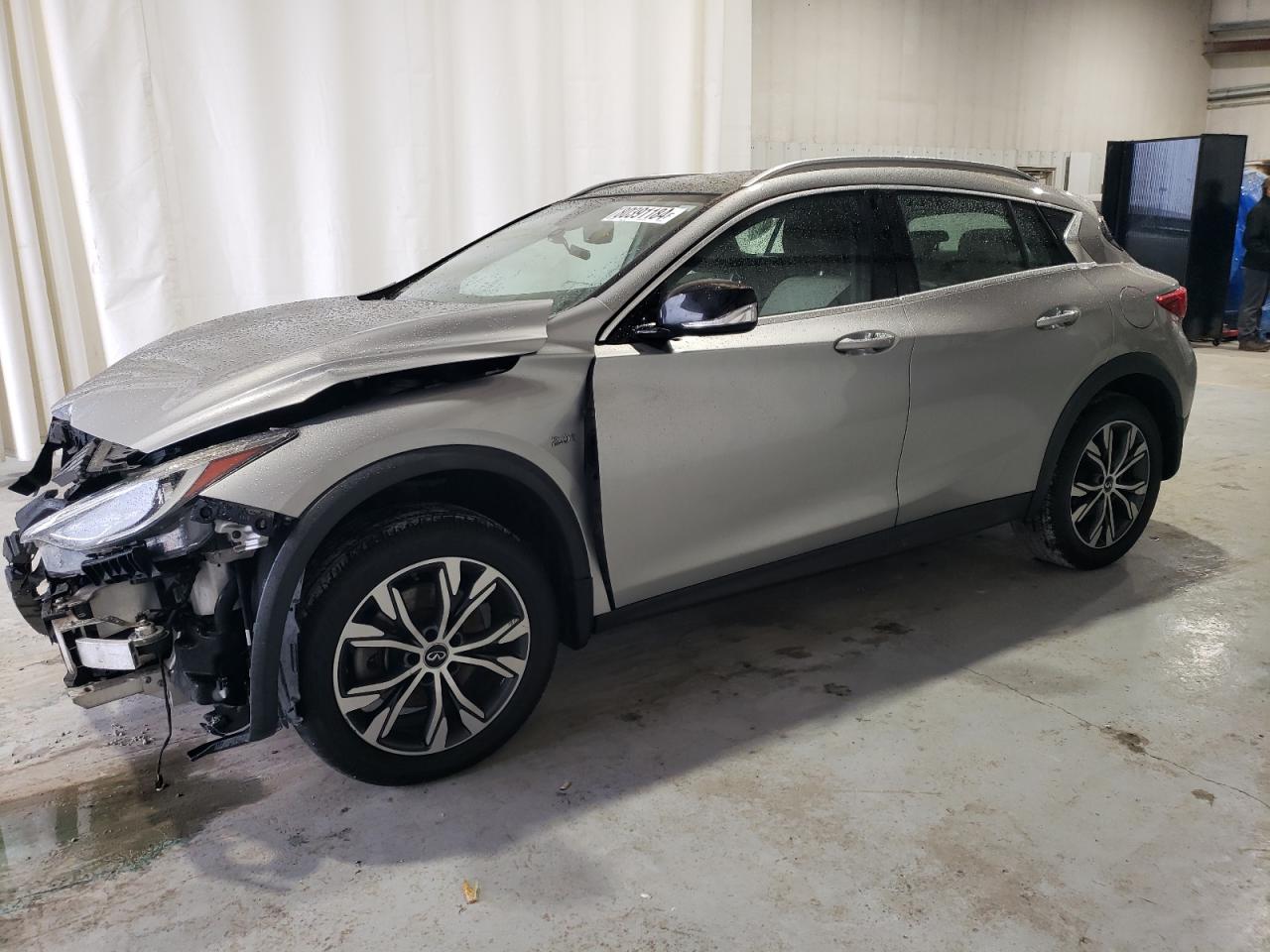 2017 INFINITI QX30