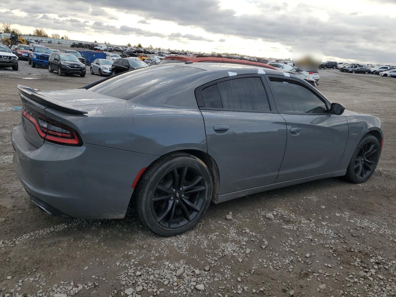 2018 Dodge Charger - Image 3
