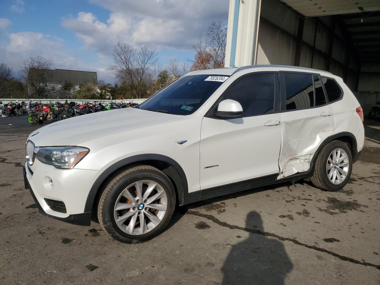 VIN 5UXWX9C55G0D80627 2016 BMW X3 no.1