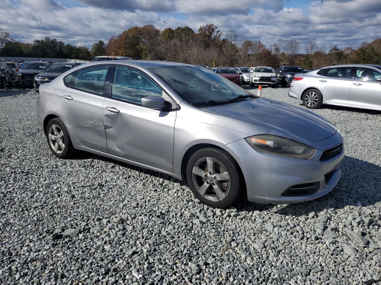 2016 Dodge Dart - Image 4