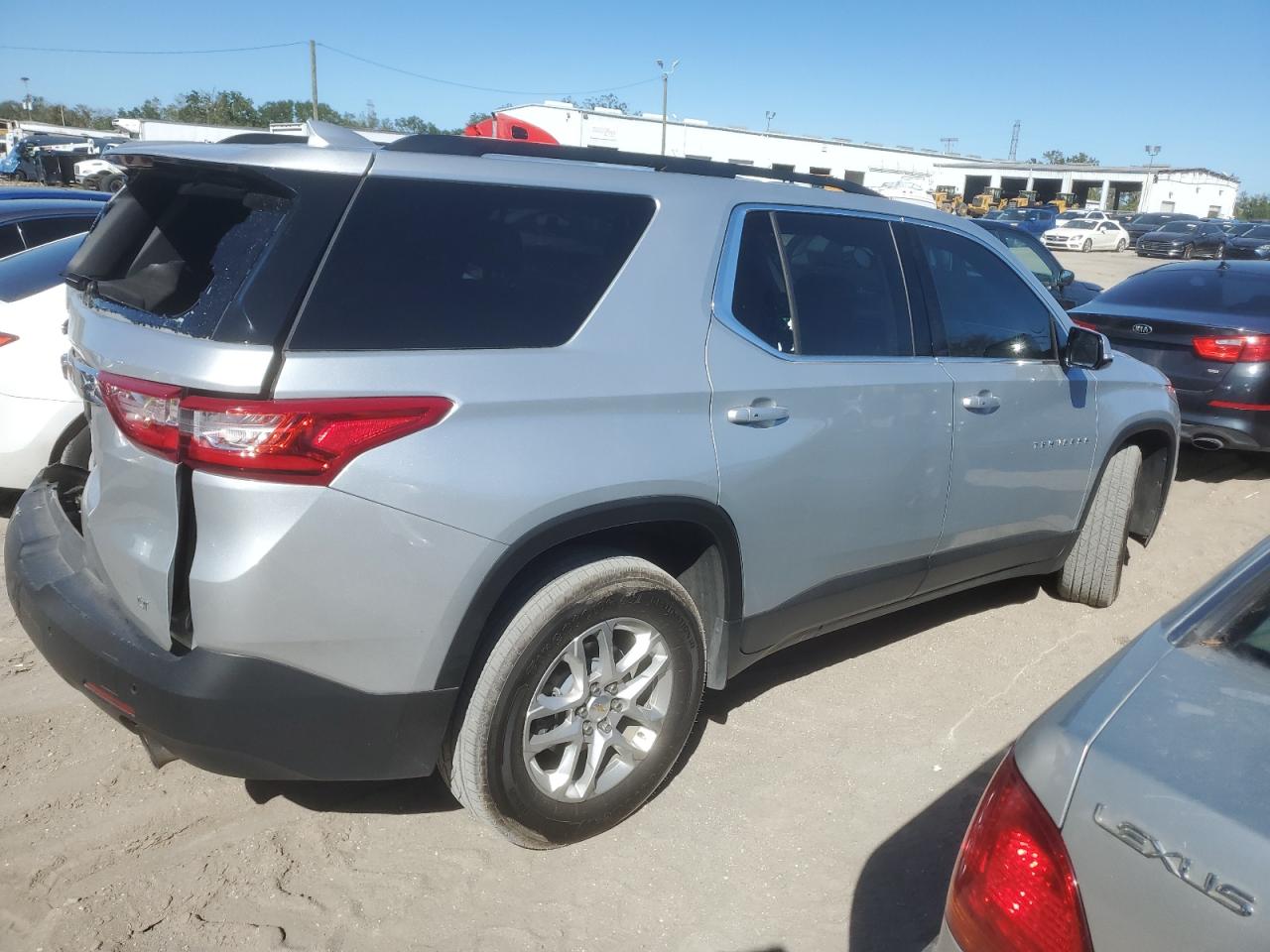 2019 Chevrolet Traverse - Image 3