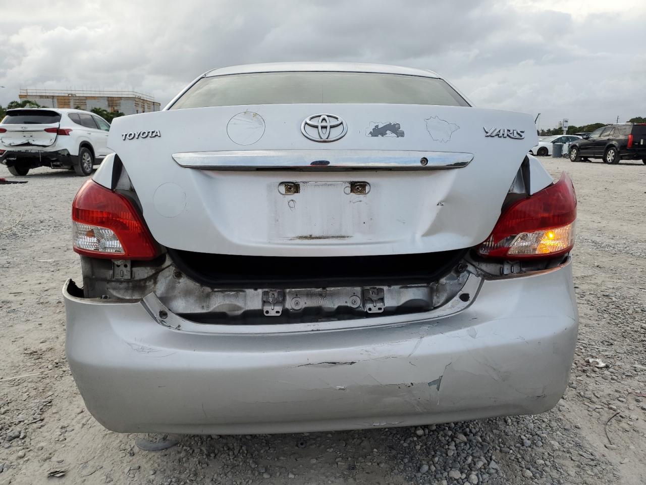 2008 Toyota Yaris - Image 6