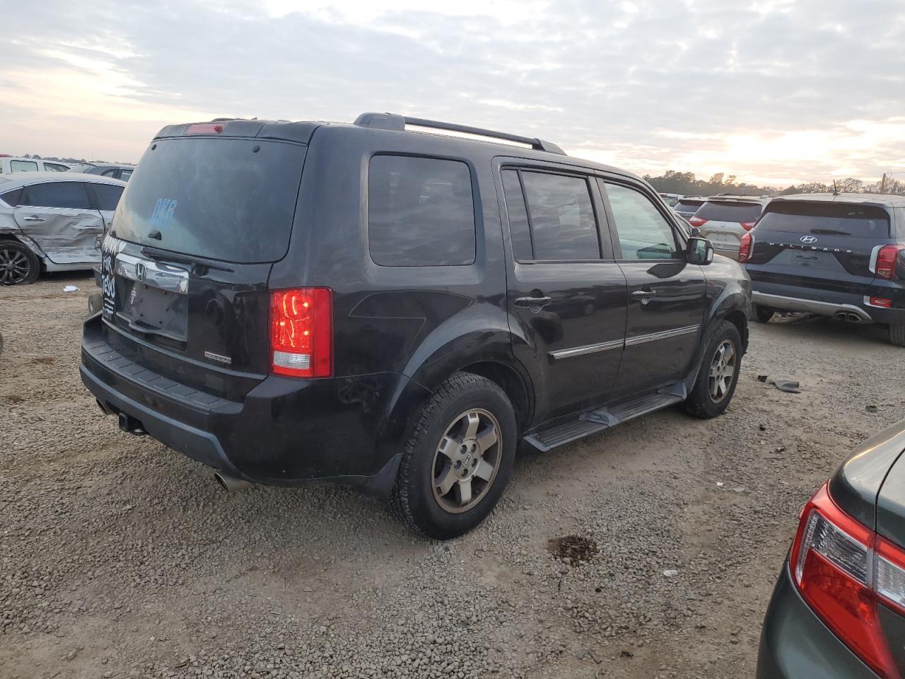2010 Honda Pilot - Image 3