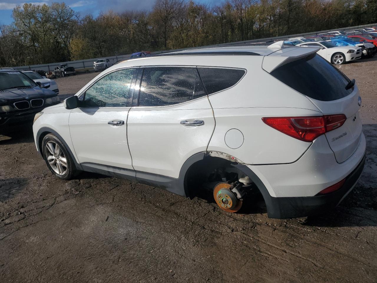 2013 Hyundai Santa Fe - Image 2