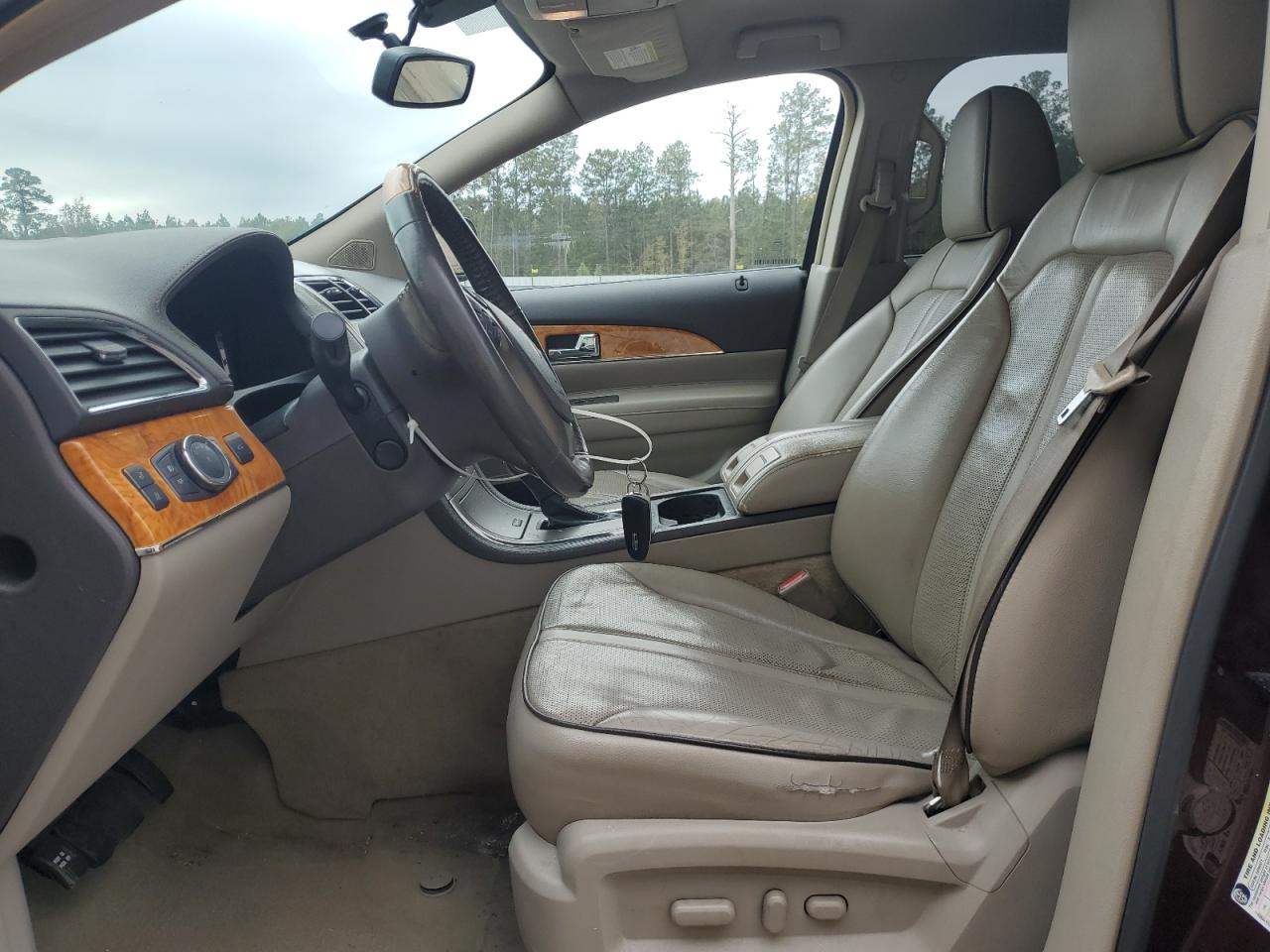 2011 Lincoln MKX - Image 7