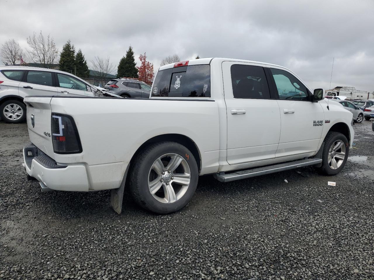 2014 RAM 1500 - Image 3