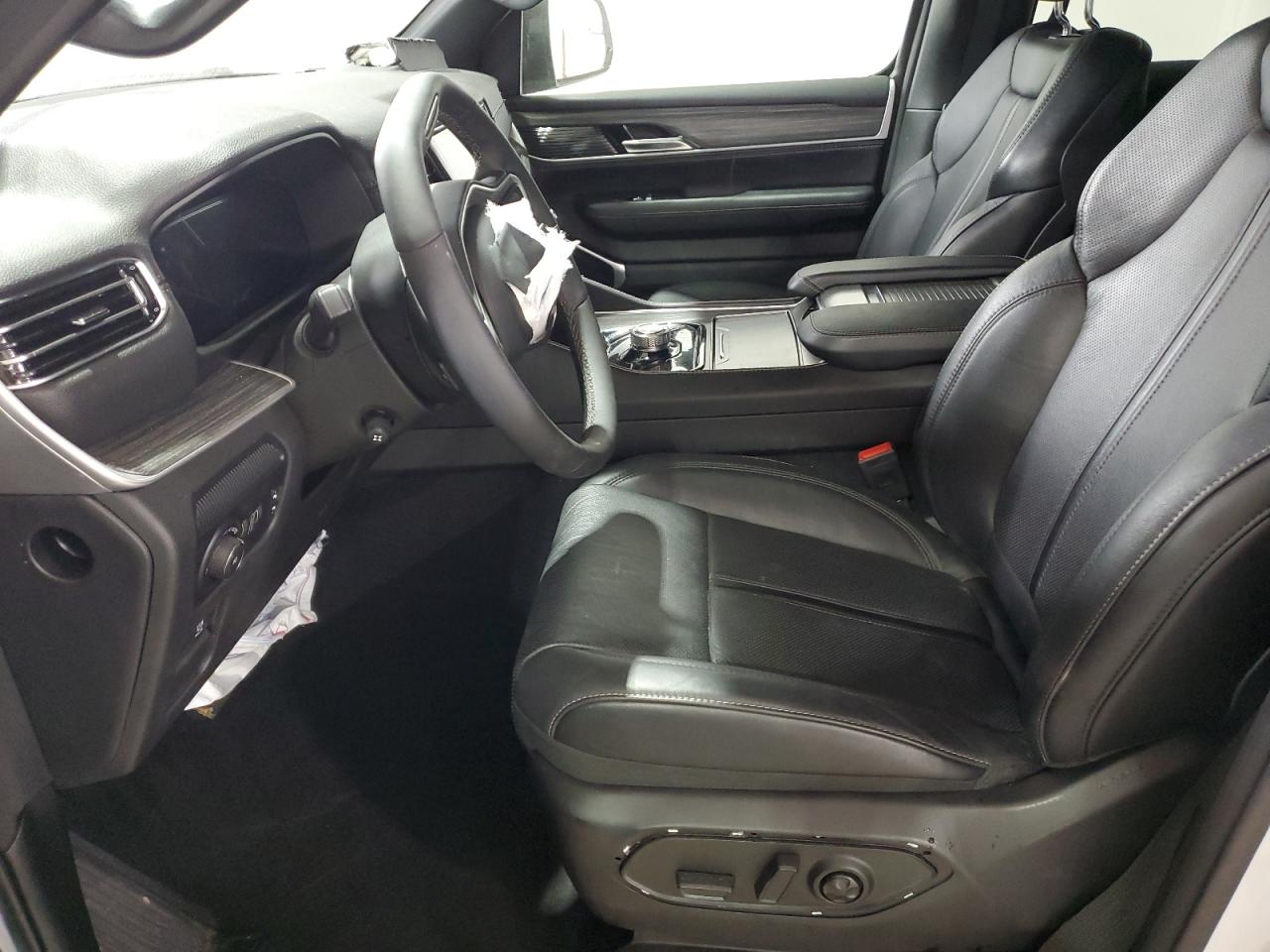 2024 Jeep Wagoneer Series Ii VIN: 1C4SJUBP6RS126727 Lot: 81941314