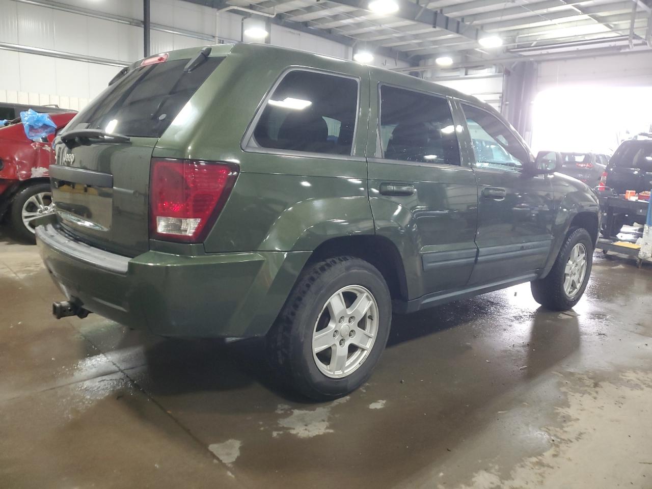2007 Jeep Grand Cherokee - Image 3