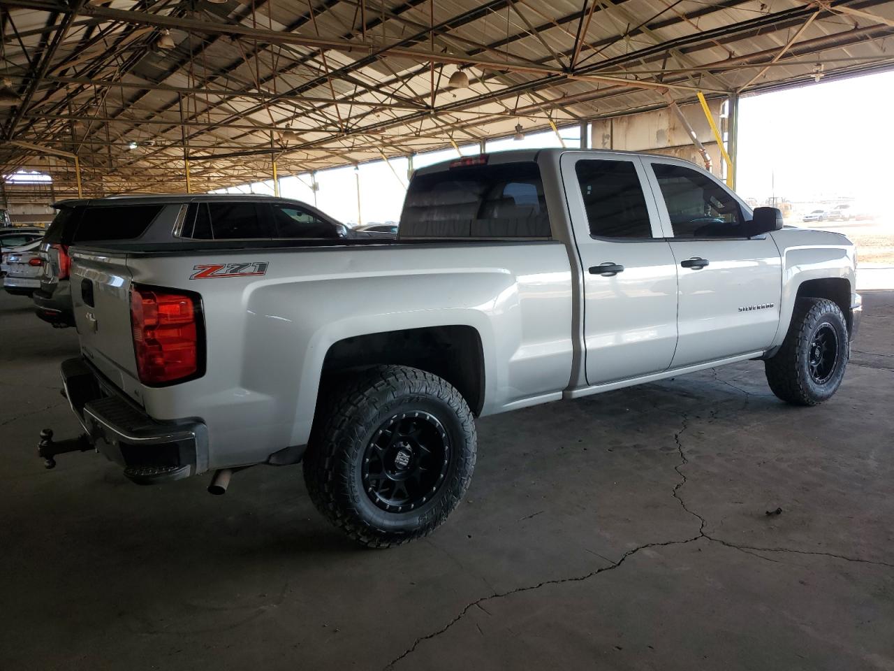 2014 Chevrolet Silverado - Image 3
