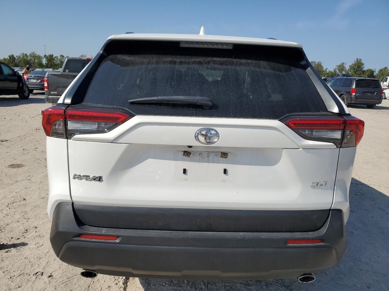 2019 Toyota RAV 4 - Image 6