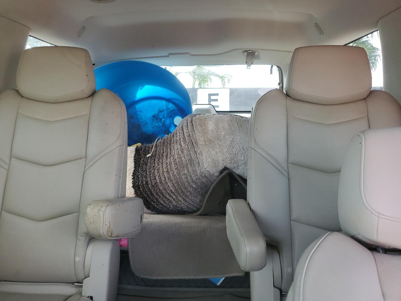 2018 Cadillac Escalade - Image 10