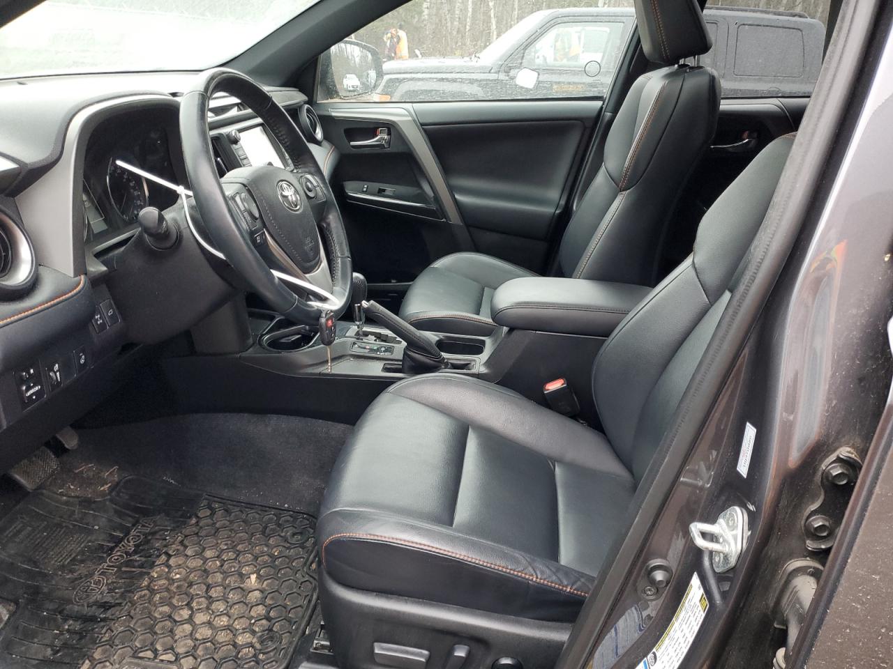 2016 Toyota RAV 4 - Image 7