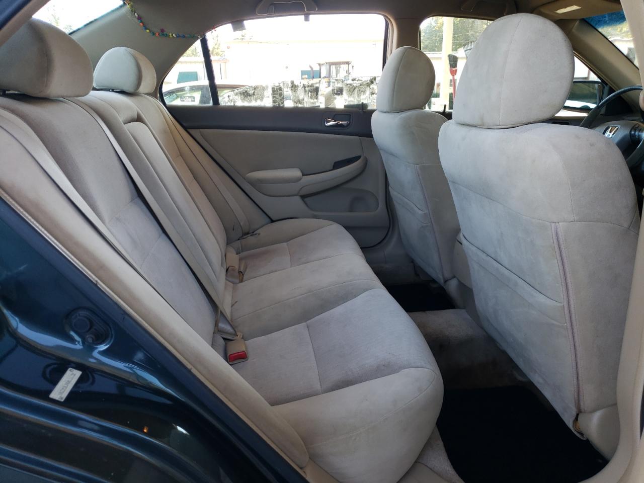 2004 Honda Accord - Image 11