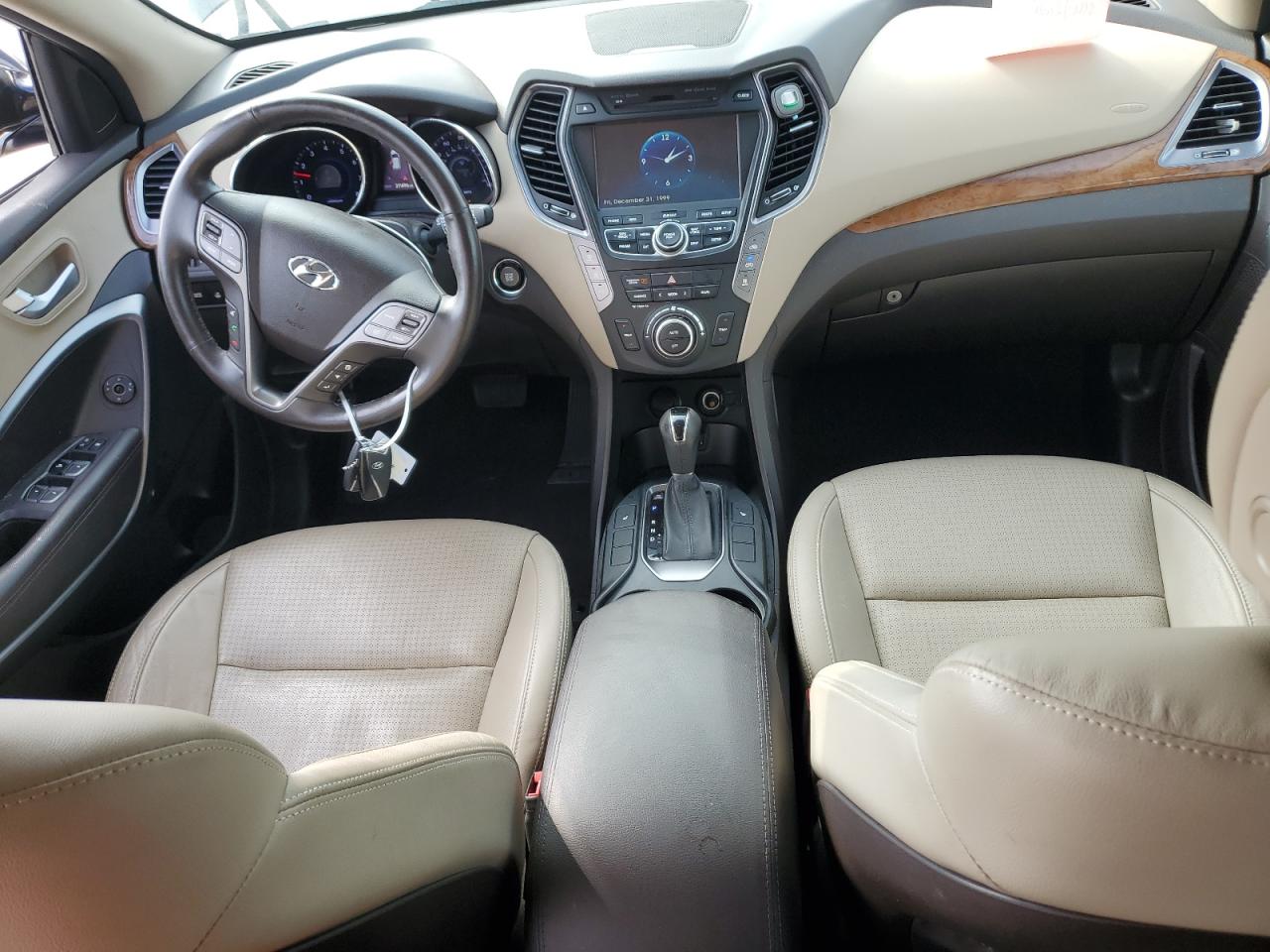 2013 Hyundai Santa Fe - Image 8