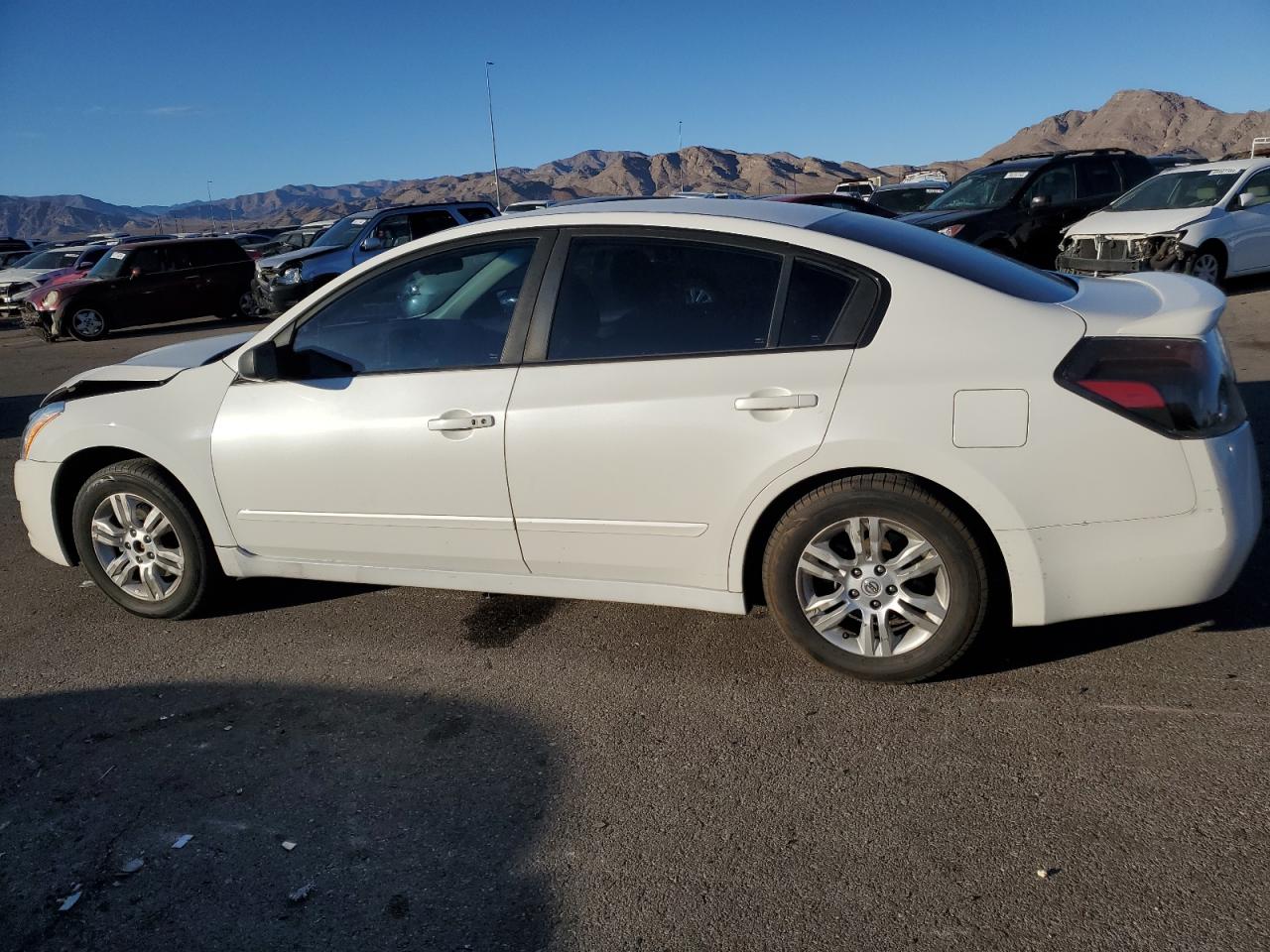 2012 Nissan Altima - Image 2