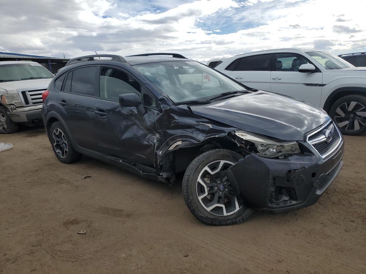 2017 Subaru XV - Image 4