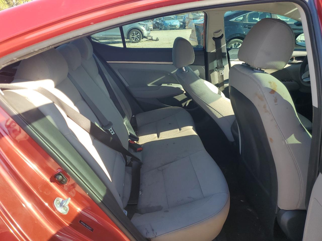2020 Hyundai Elantra - Image 10
