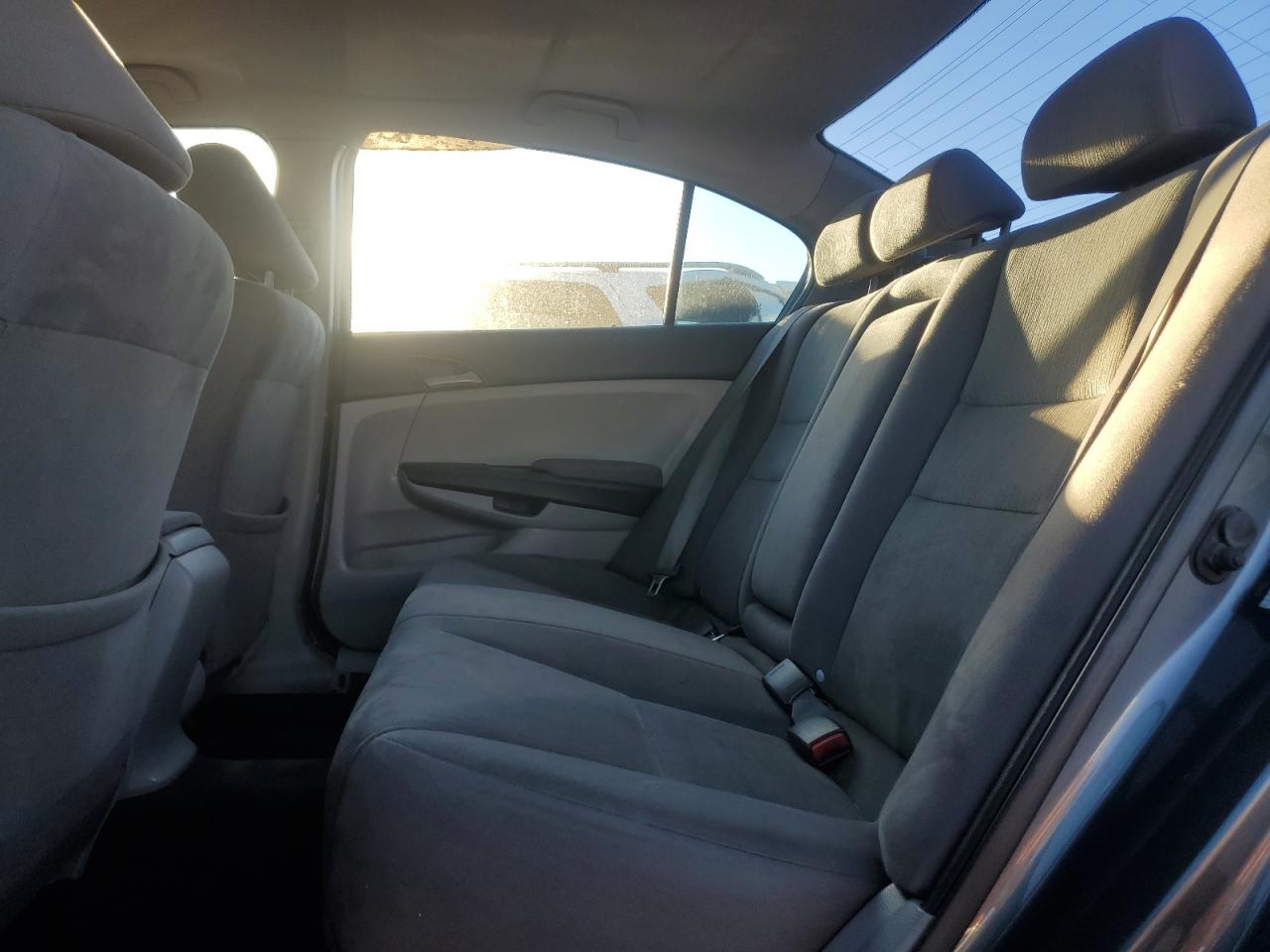 2011 Honda Accord Lxp VIN: 1HGCP2F4XBA064592 Lot: 81066564