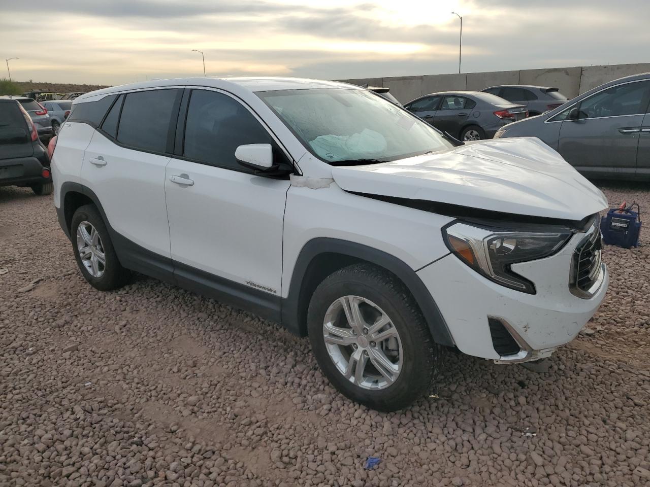 2018 GMC Terrain - Image 4